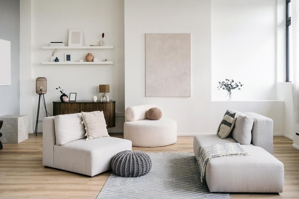 Elegáns kanapé modern környezetben